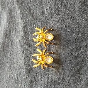 Avon Itsy Bitsy Spider pierced earrings